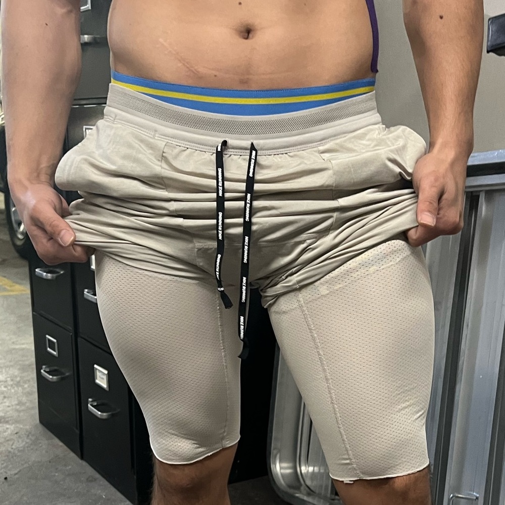 NIKE MEN FLEX STRIDE RUNNING DIVISION SHORTS BUILD IN BOXER BRIEFS UNDERWEAR GUY